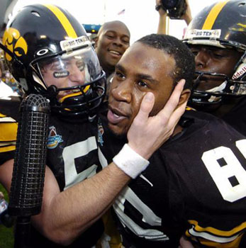 Tate Hugs Holloway